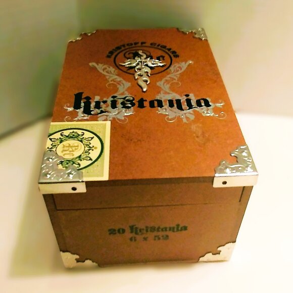 Suenos de Saundra Upcycled, Extremely Rare Kristoff Cigar Box, Storage/Stash Box - Picture 5 of 12